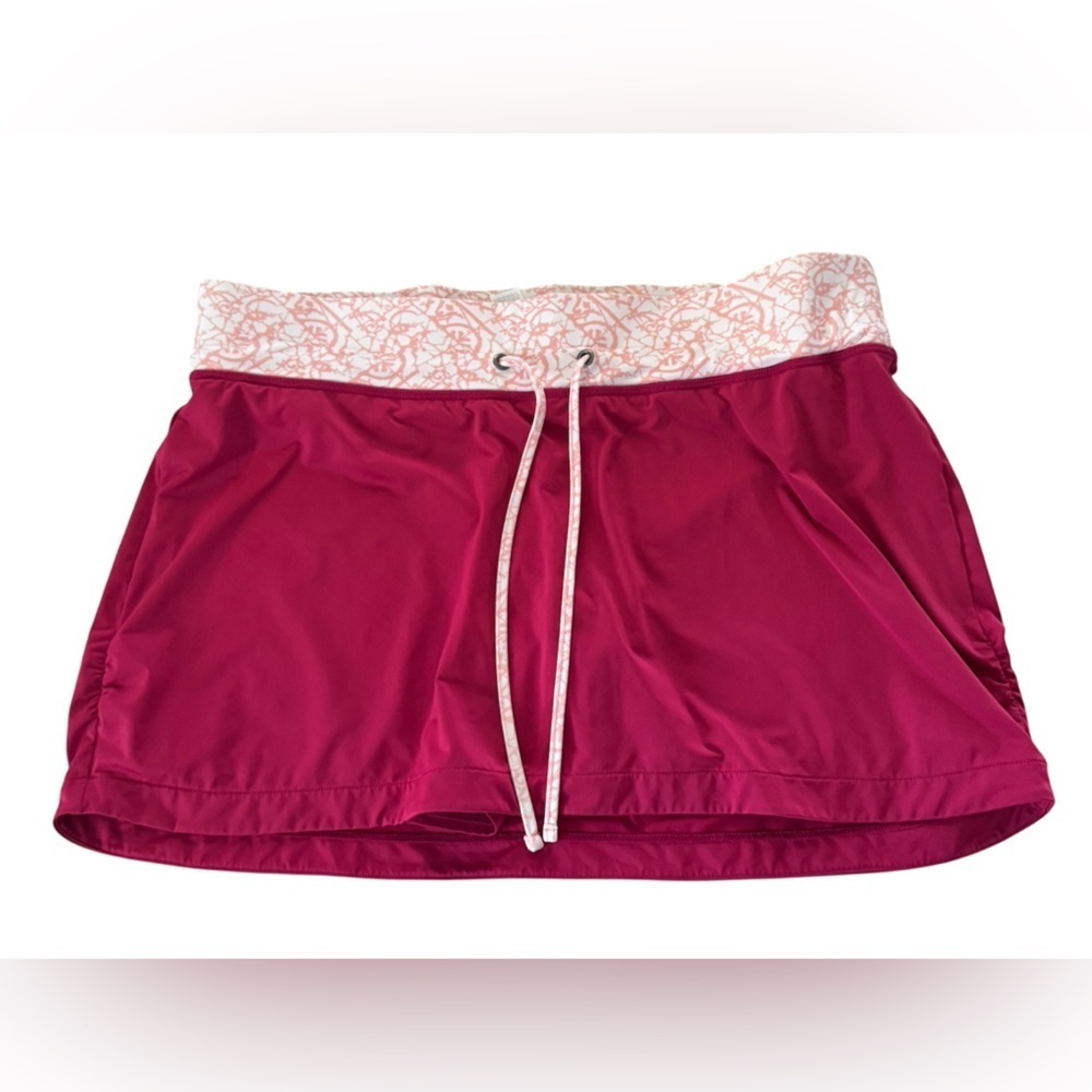 Lucy Vibrant Pink Skirt with Patterned Detail Size Large